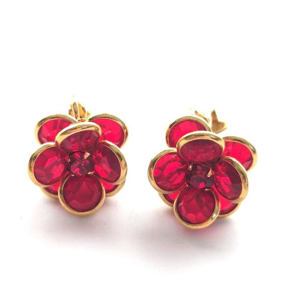Vintage Estate Stunning Ruby Red Bezel Set Rhinestone Flower Clip On Earrings - Picture 4 of 4